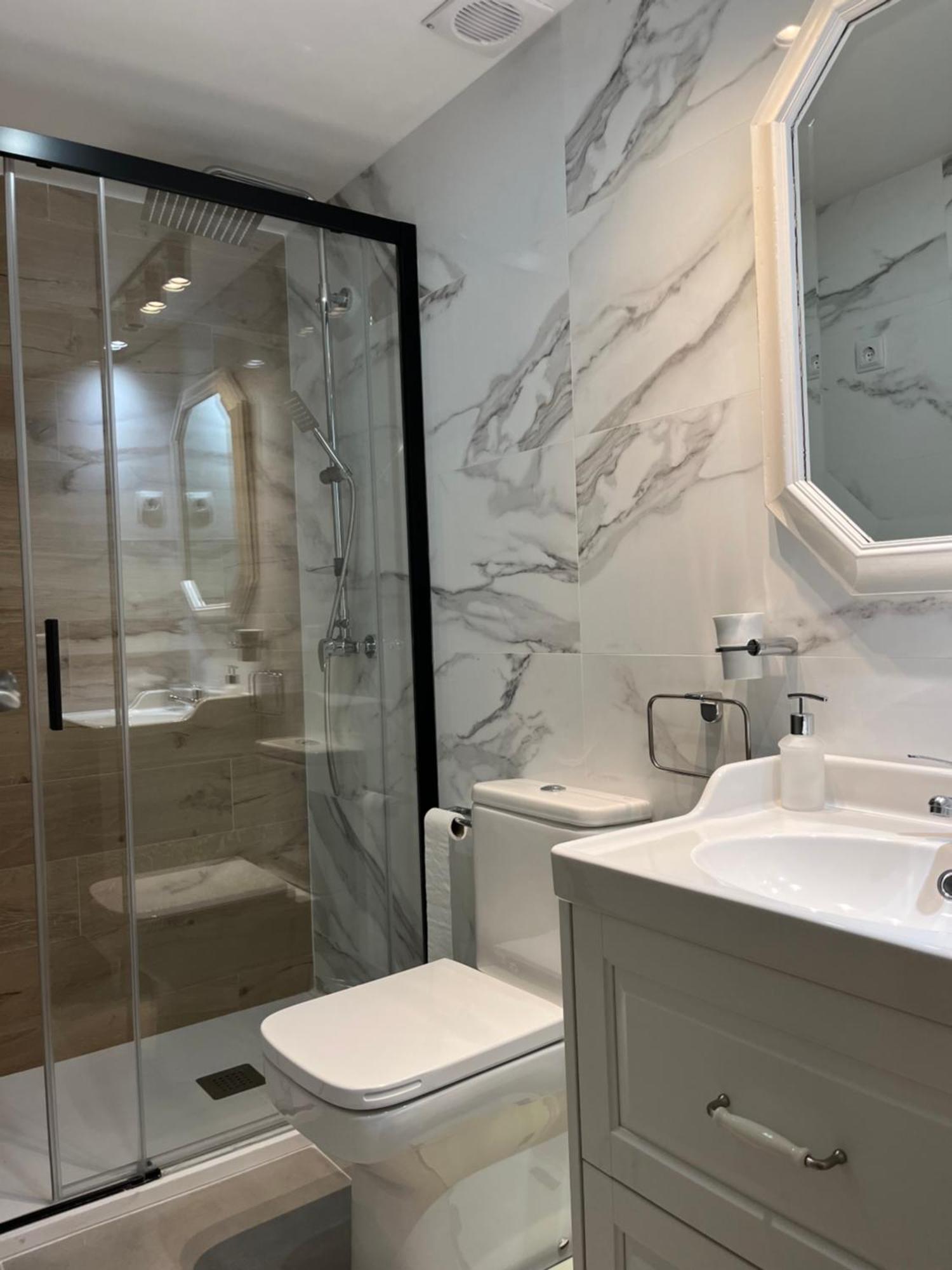 فندق Garden House مدريد المظهر الخارجي الصورة